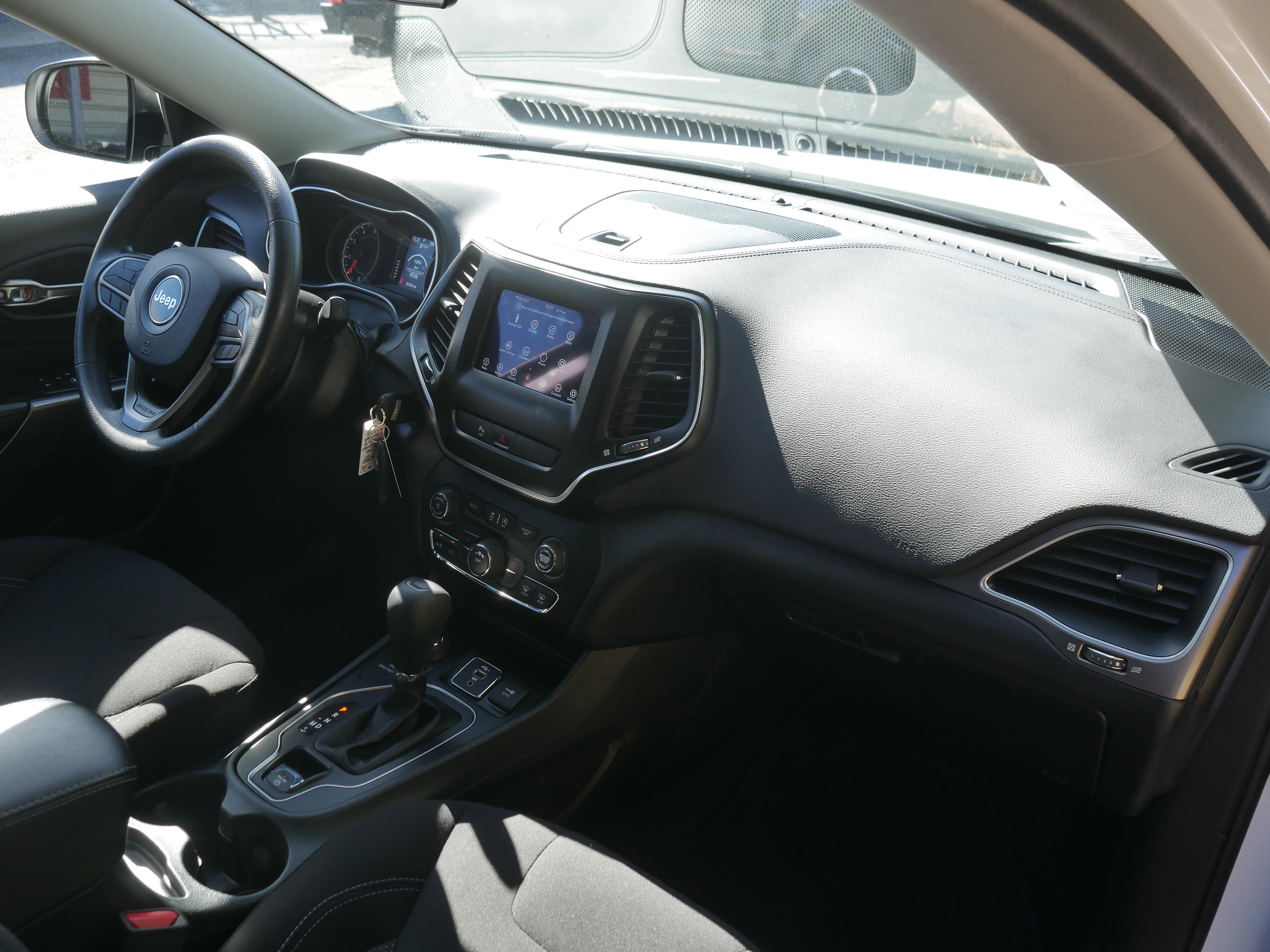 Used 2020 Jeep Cherokee Latitude image 26