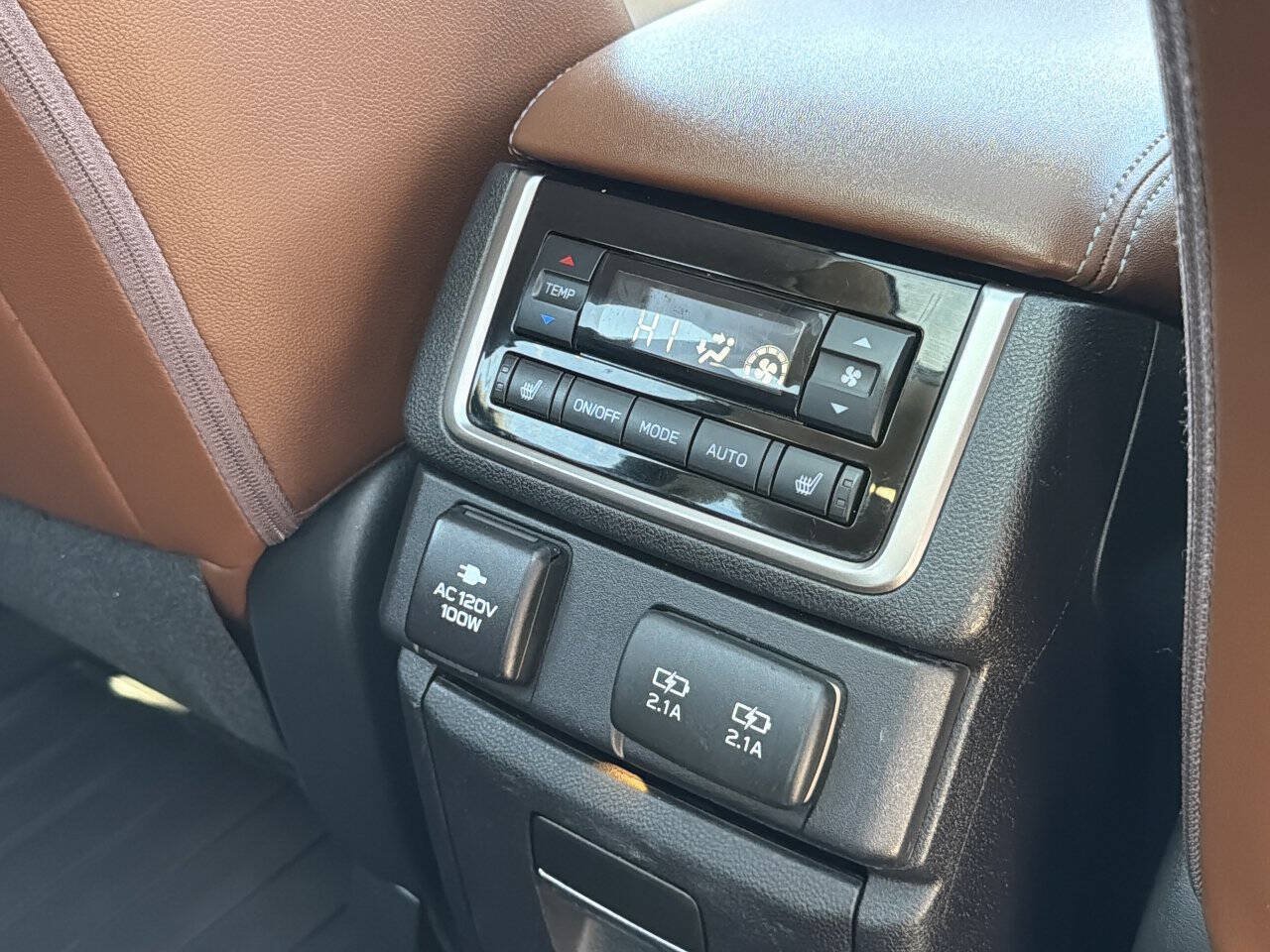 Used 2019 Subaru Ascent Touring w/ Popular Package #2A AWD/4WD image 25