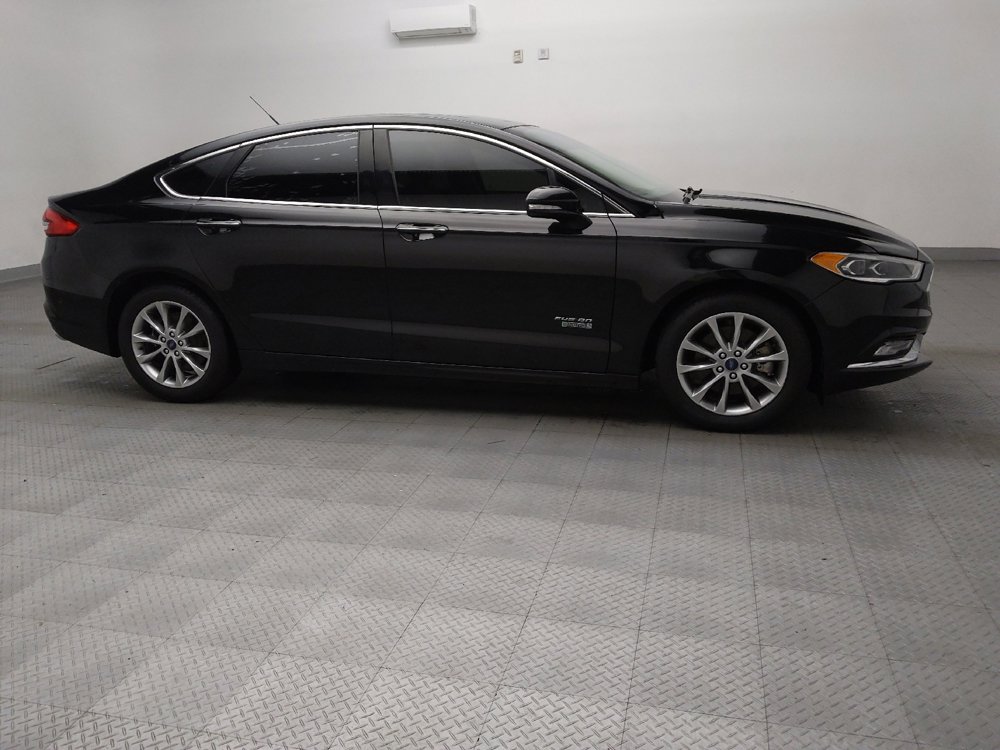 Used 2018 Ford Fusion Energi Platinum image 11