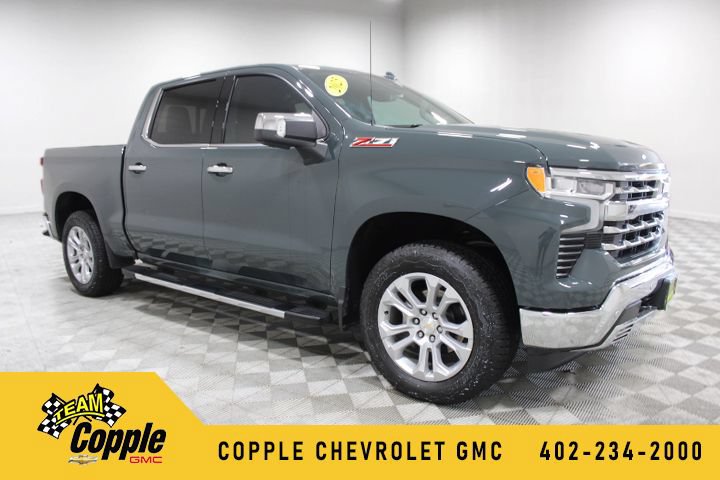 Used 2025 Chevrolet Silverado 1500 LTZ AWD/4WD image 1