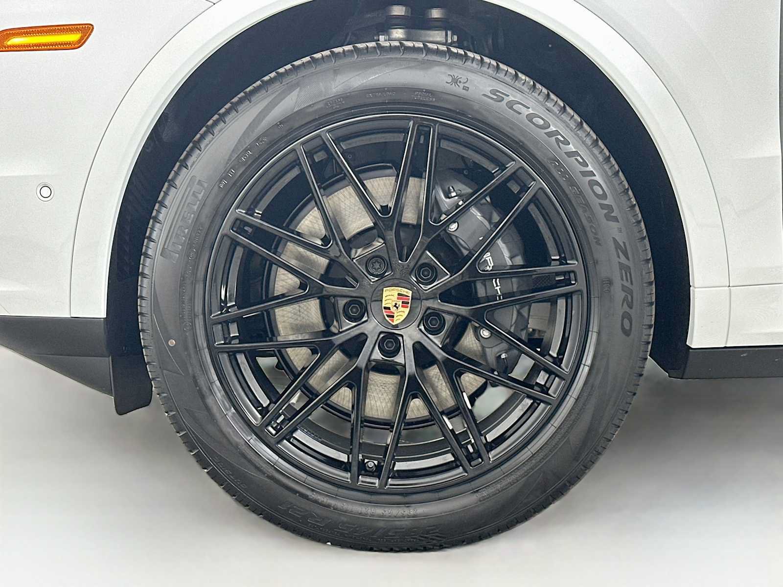 New 2026 Porsche Cayenne AWD/4WD image 32