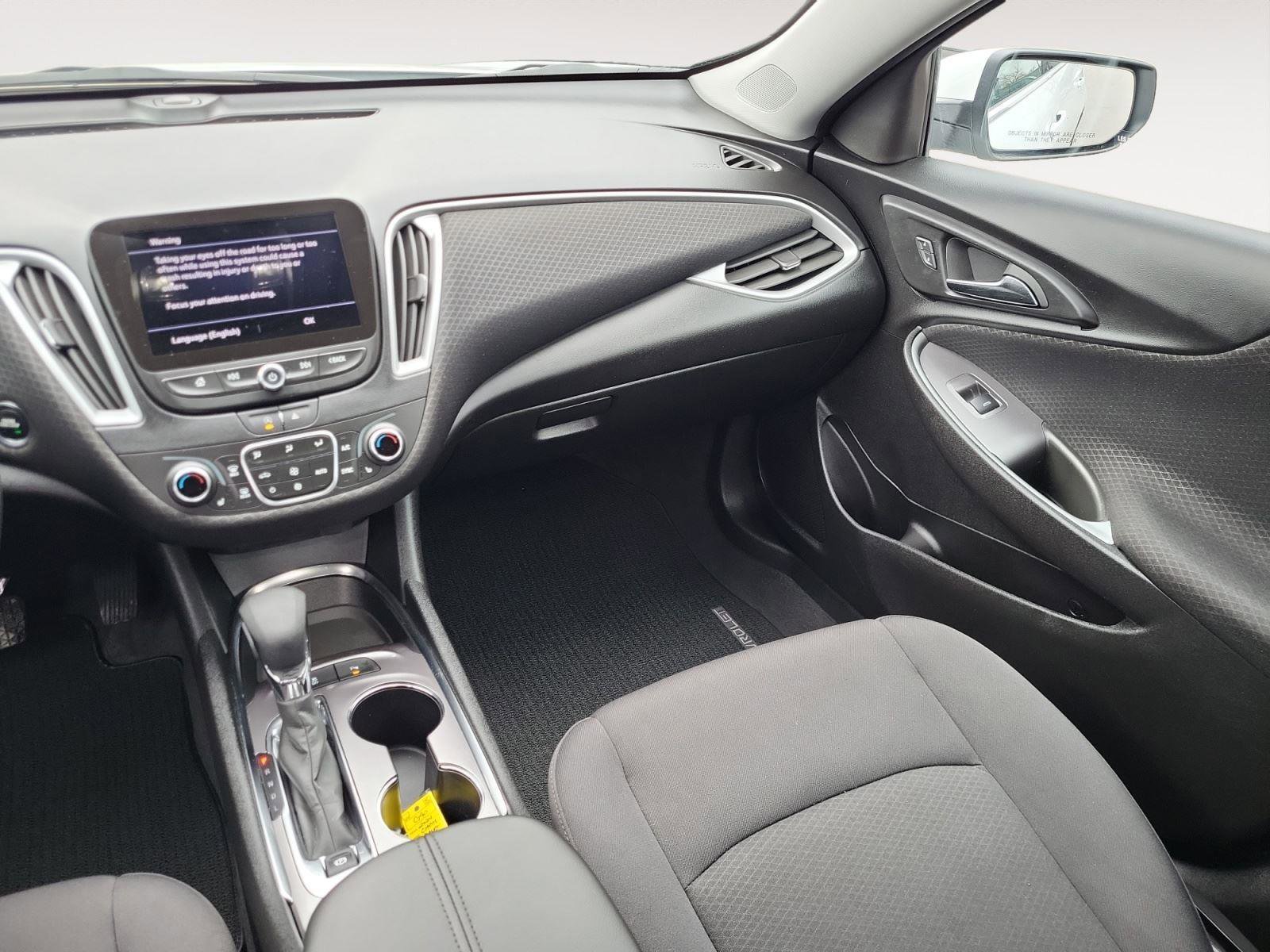 Used 2024 Chevrolet Malibu LT image 12