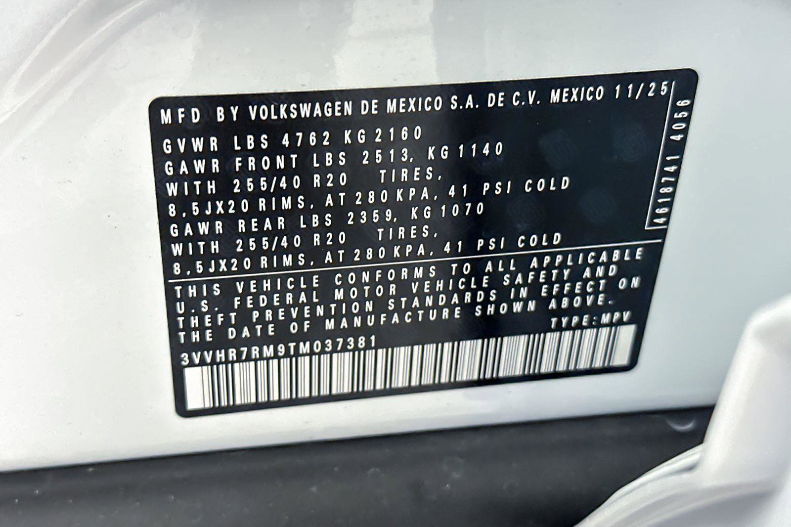 New 2026 Volkswagen Tiguan SE R-Line image 26