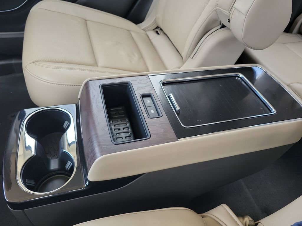Certified 2023 Lincoln Aviator Reserve w/ Equipment Group 201A image 17