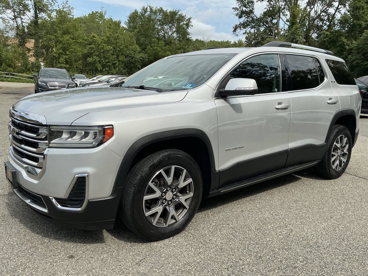 Used 2020 GMC Acadia SLE w/ Driver Convenience Package