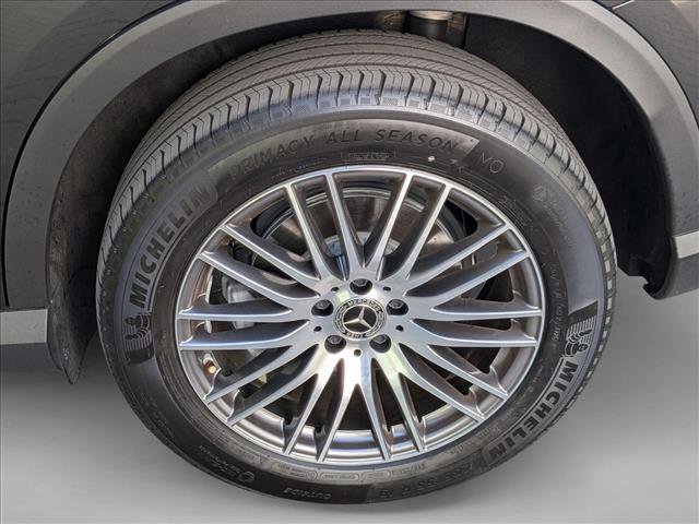 Used 2025 Mercedes-Benz GLC 300 image 21