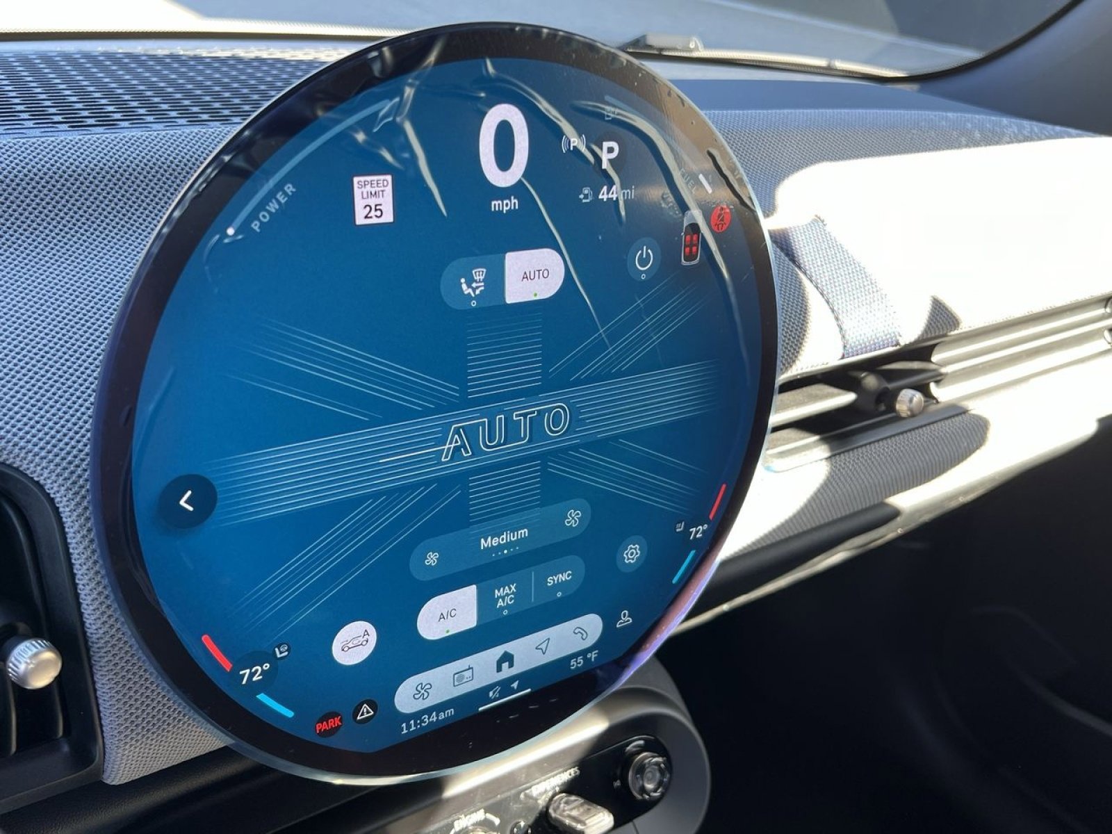 New 2025 MINI Cooper 2-Door Hardtop FWD image 17