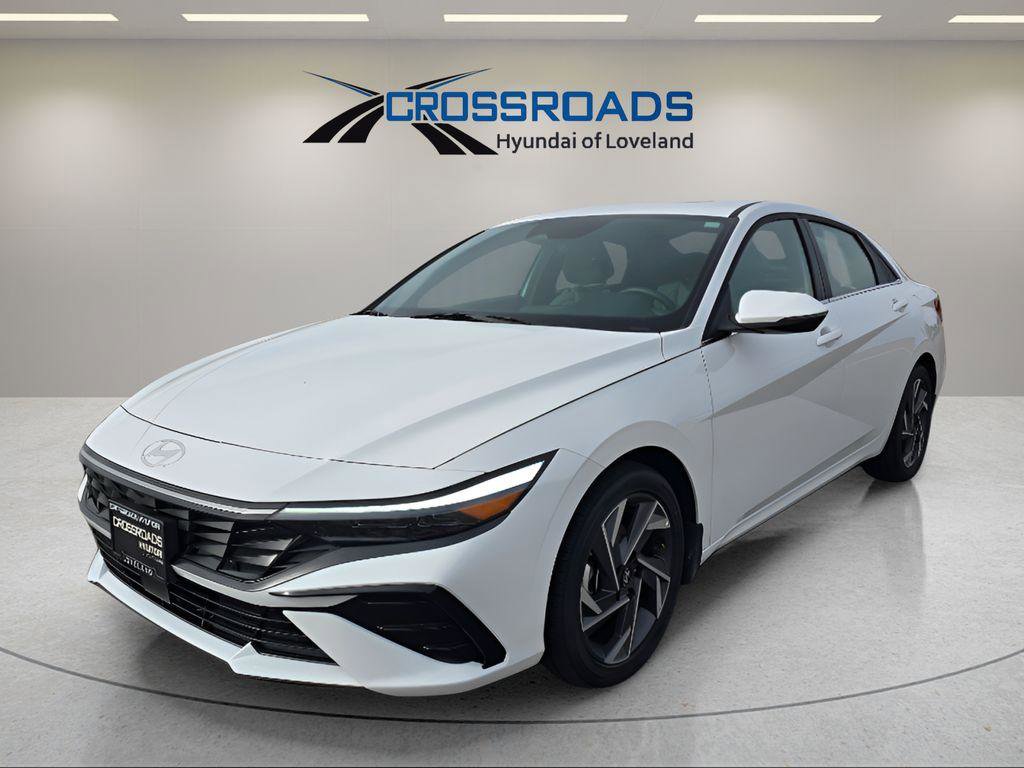 Used 2025 Hyundai Elantra Limited image 1