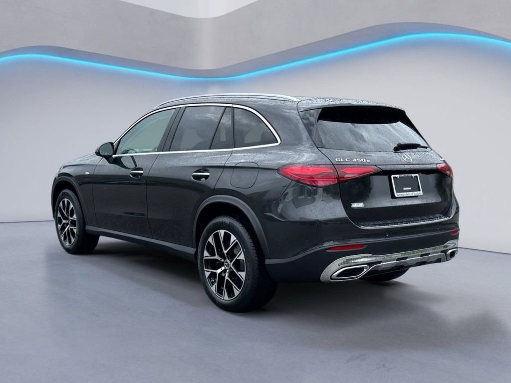 New 2025 Mercedes-Benz GLC 350e 4MATIC image 5