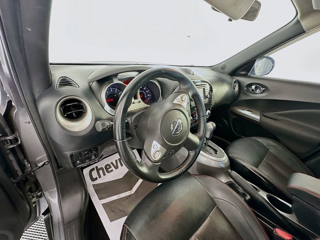 Used 2014 Nissan Juke SL image 9