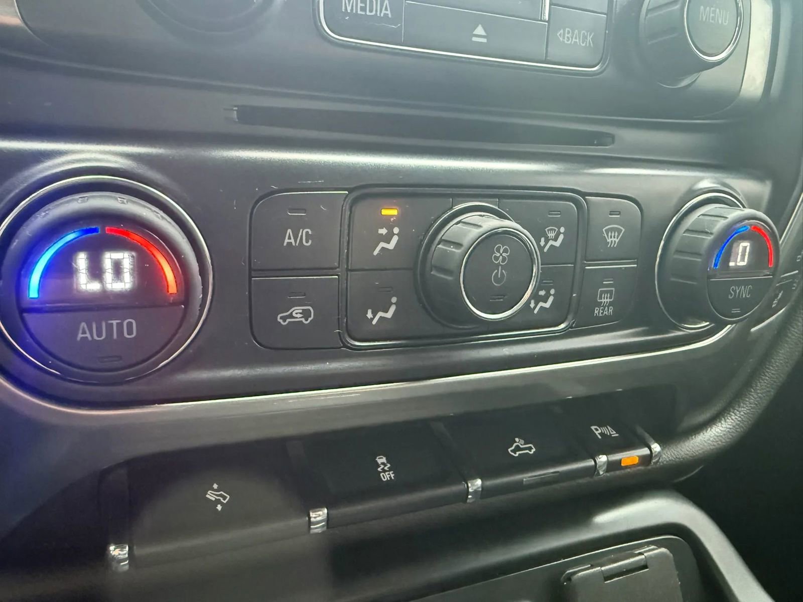 Used 2015 Chevrolet Silverado 1500 LTZ w/ LTZ Plus Package AWD/4WD image 20