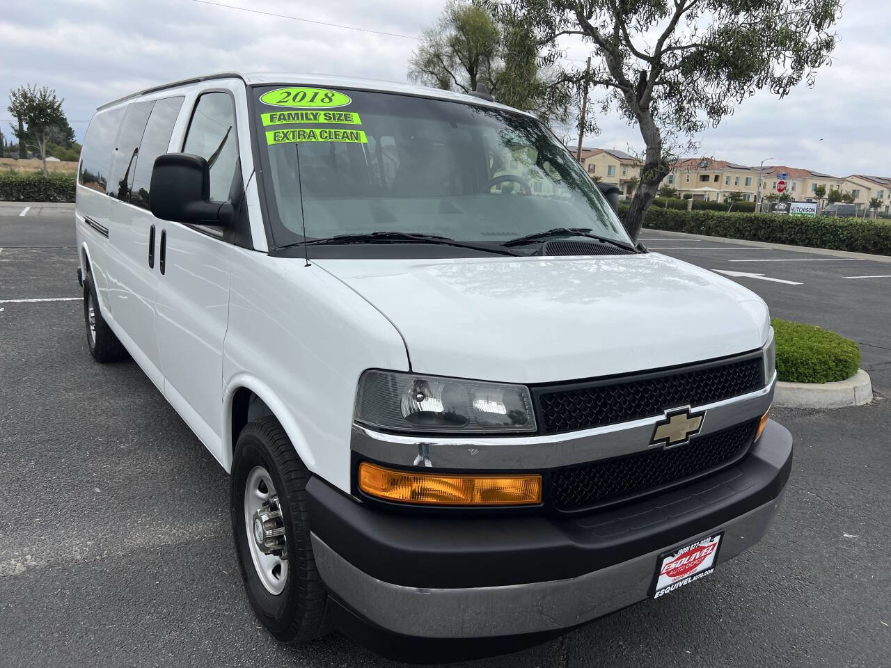 Used 2018 Chevrolet Express 3500 LT w/ LT Preferred Equipment Group RWD image 37