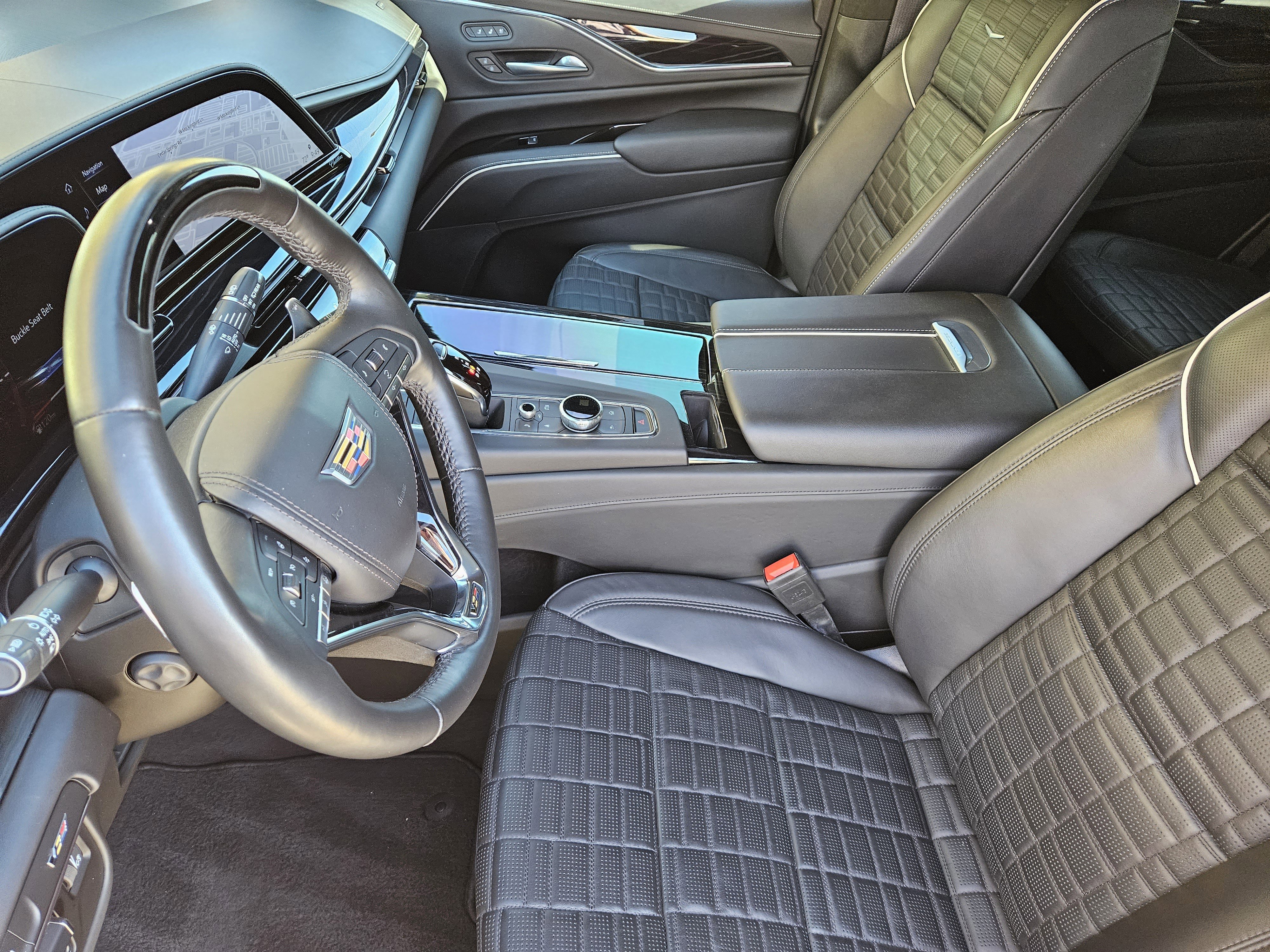 Used 2024 Cadillac Escalade V image 11