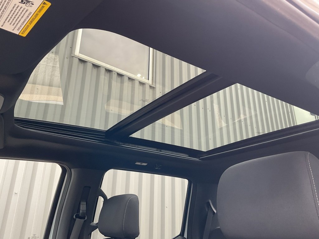 Used 2022 Ford F150 XLT w/ Equipment Group 302A High image 11