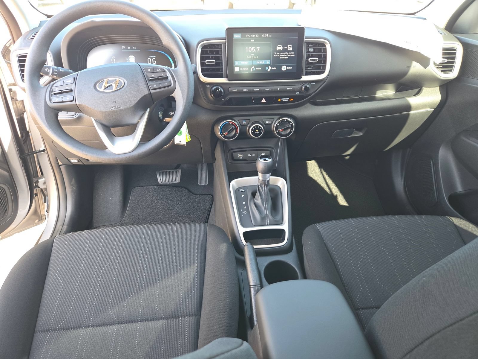 New 2026 Hyundai Venue SE FWD image 9