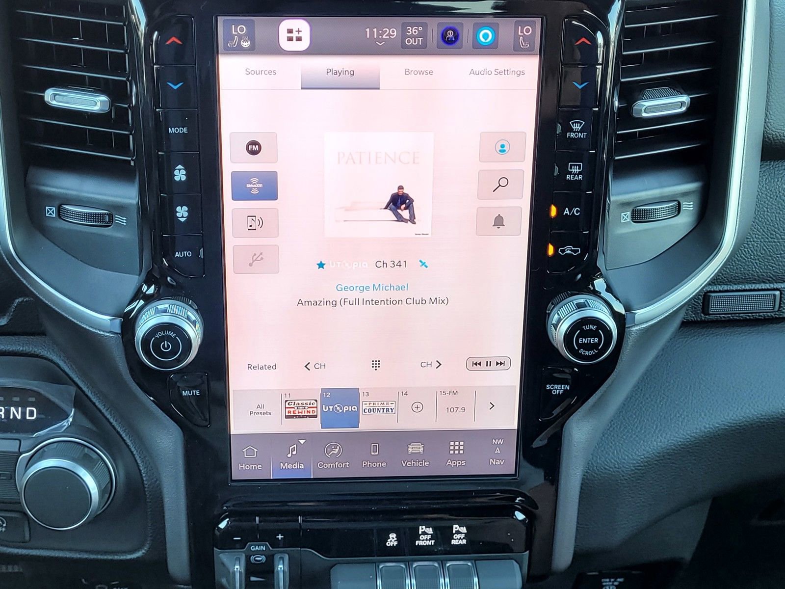 New 2025 RAM 1500 Big Horn image 12