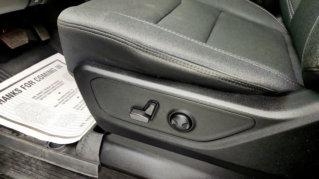 Used 2022 RAM 1500 Big Horn AWD/4WD image 11