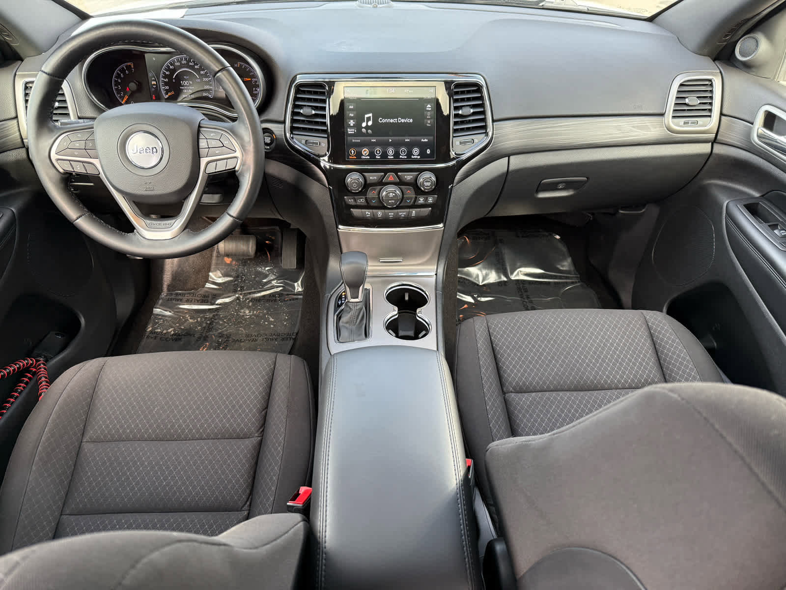 Used 2021 Jeep Grand Cherokee Laredo image 12