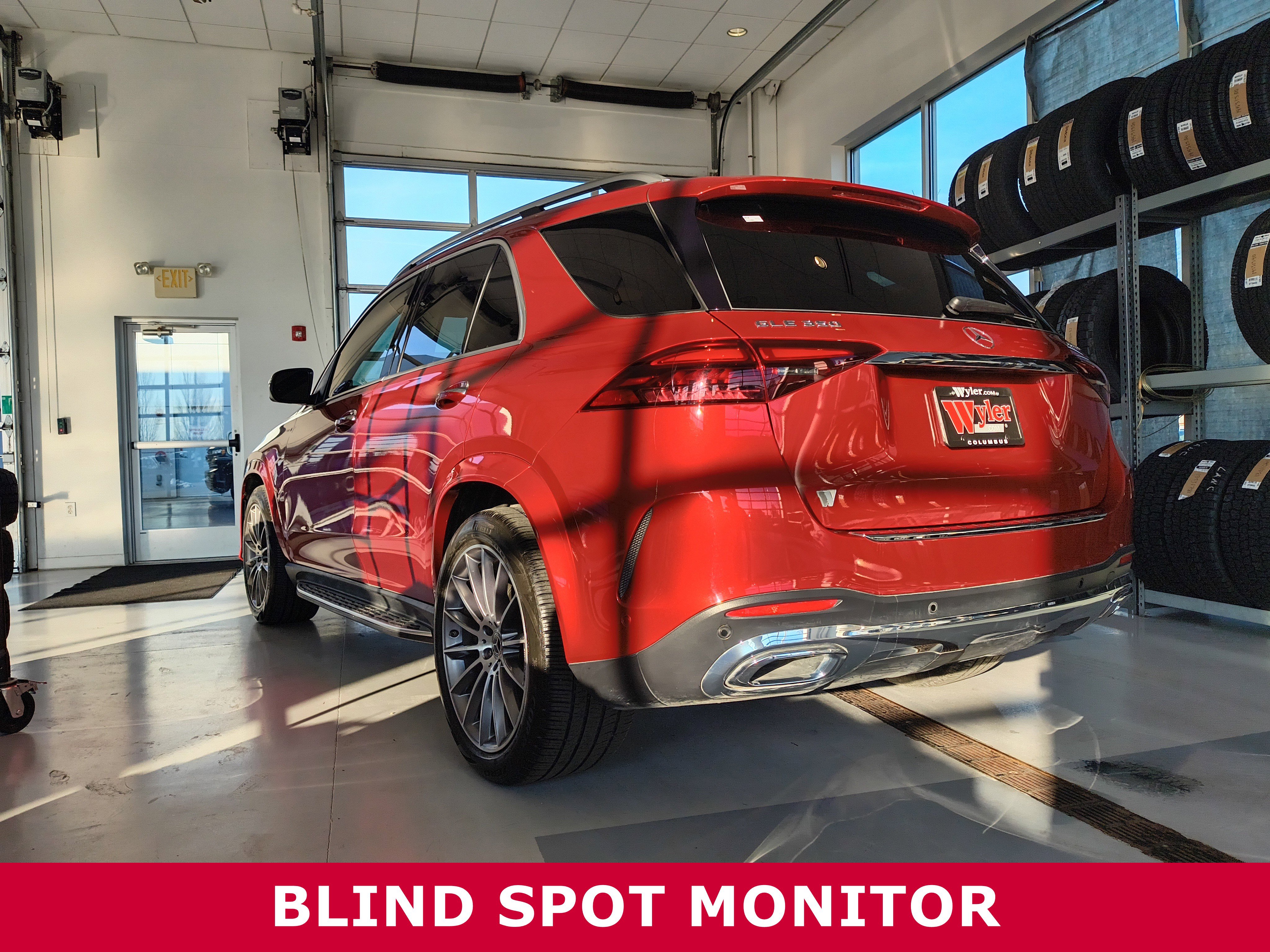 Used 2024 Mercedes-Benz GLE 350 4MATIC image 3