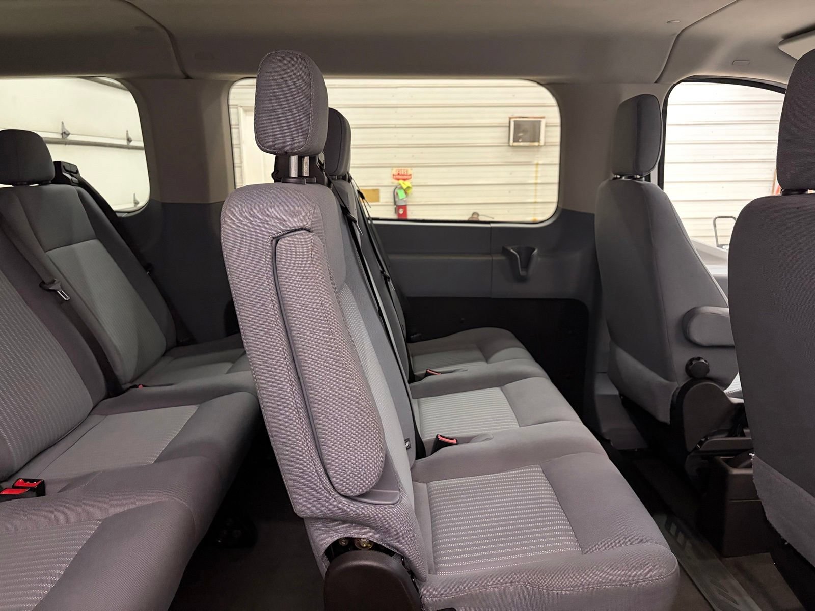 Used 2015 Ford Transit 150 XLT RWD image 27