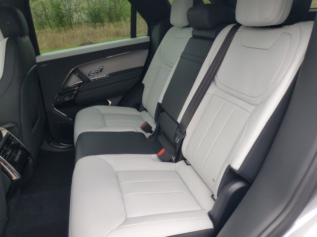 Certified 2025 Land Rover Range Rover Sport Dynamic SE AWD/4WD image 30