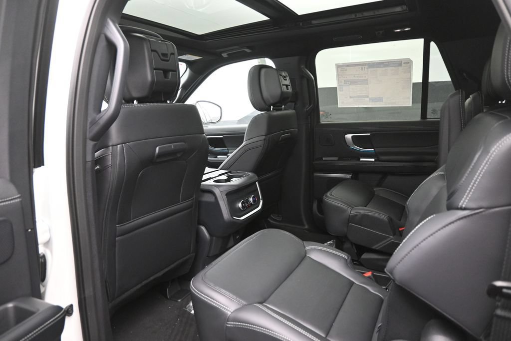 New 2027 Ford Expedition Max Platinum w/ Stealth Appearance Package AWD/4WD image 25