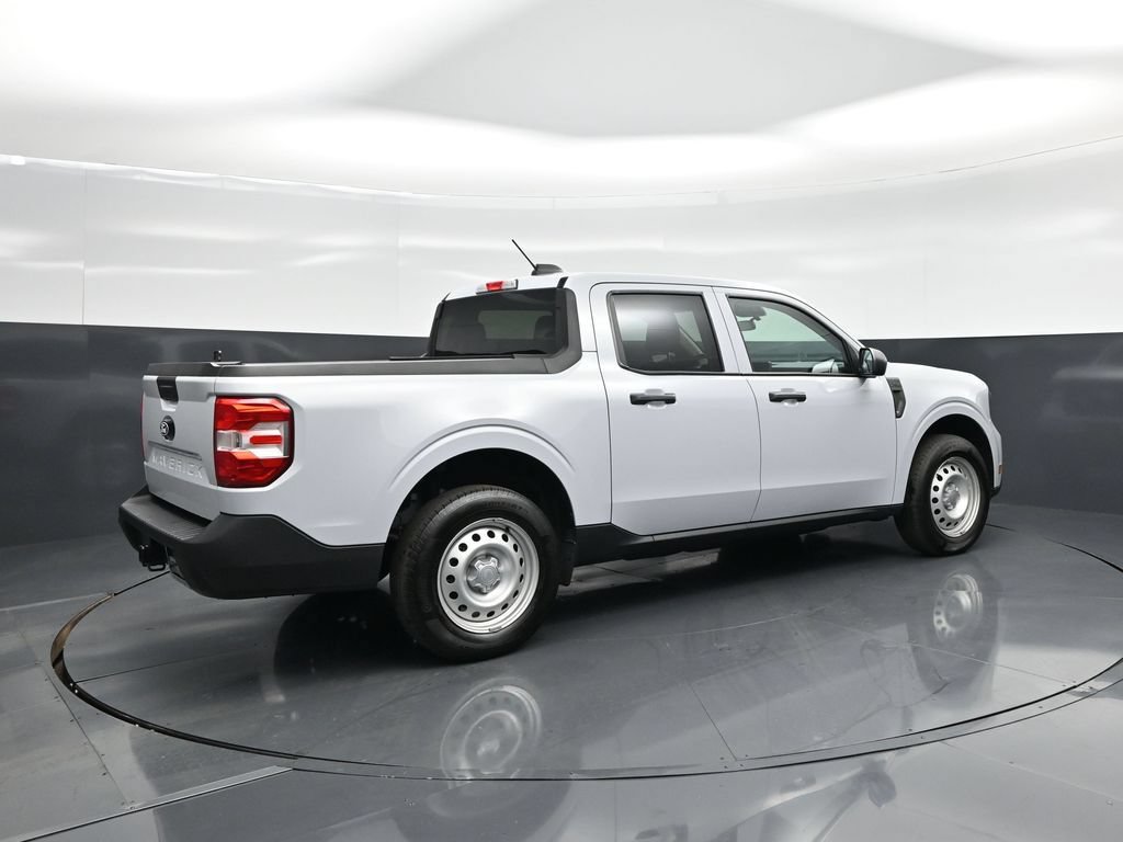Certified 2025 Ford Maverick XL FWD image 21
