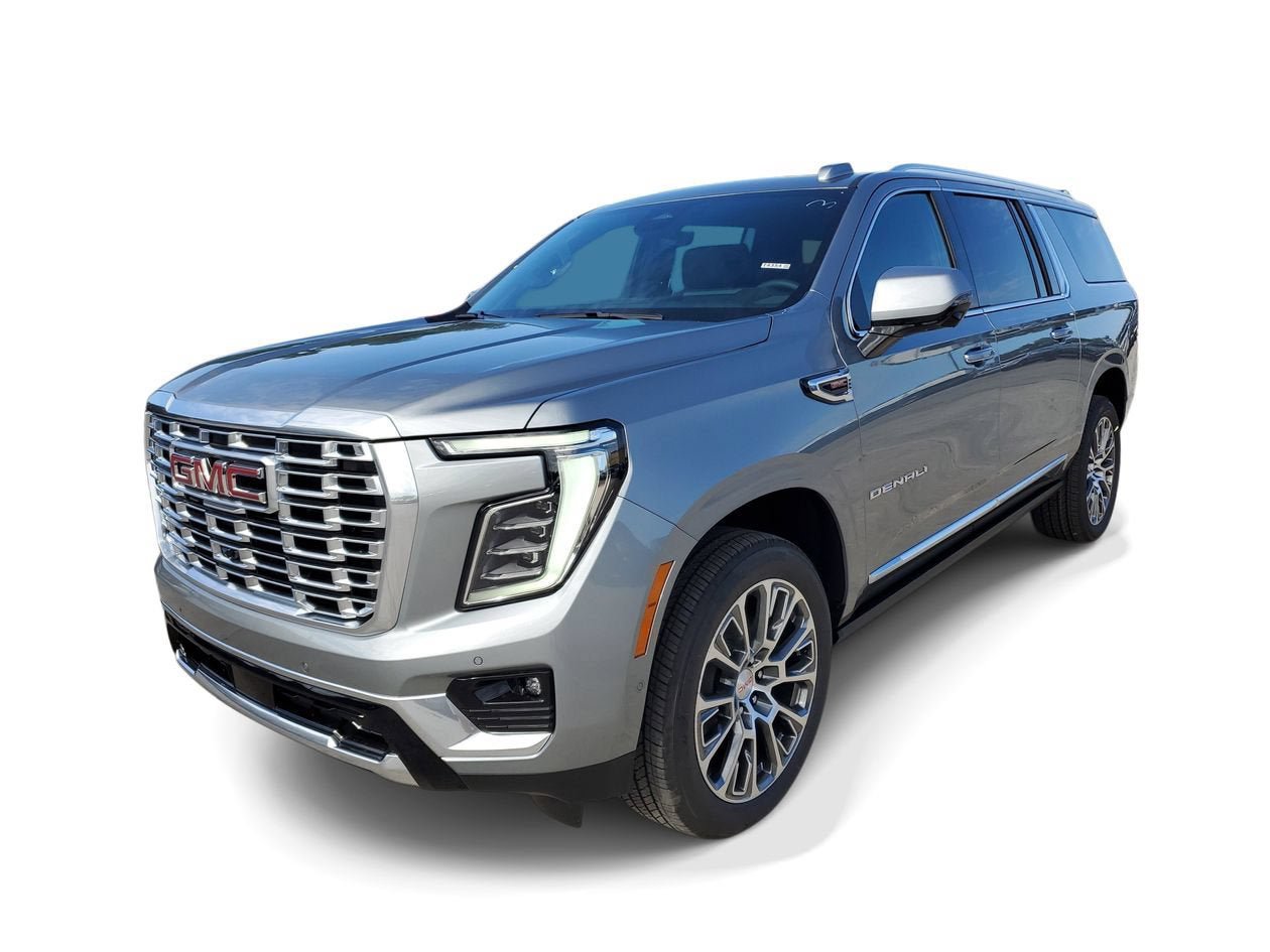 New 2026 GMC Yukon XL Denali w/ Denali Reserve Package AWD/4WD image 3