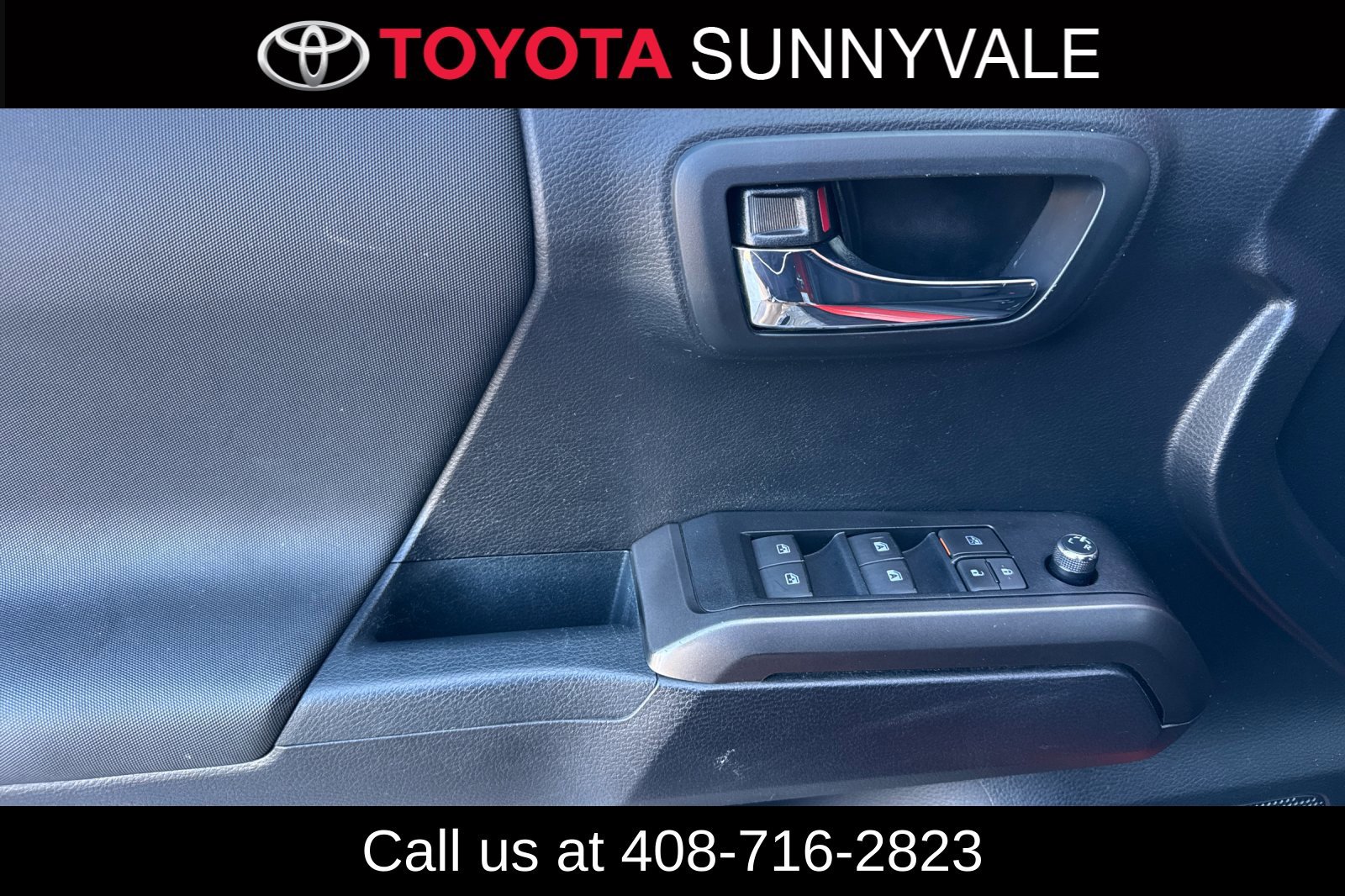 Used 2018 Toyota Tacoma TRD Sport RWD image 12