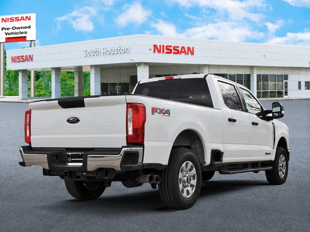 Used 2024 Ford F250 XLT w/ FX4 Off-Road Package image 4