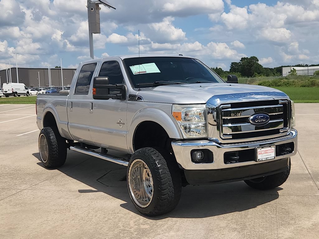 Used 2016 Ford F250 Lariat w/ Lariat Ultimate Package AWD/4WD image 3