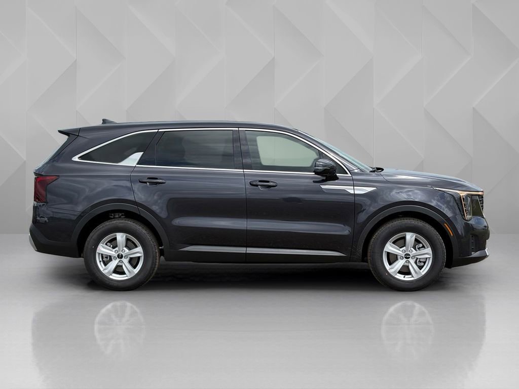 New 2026 Kia Sorento LX FWD image 4