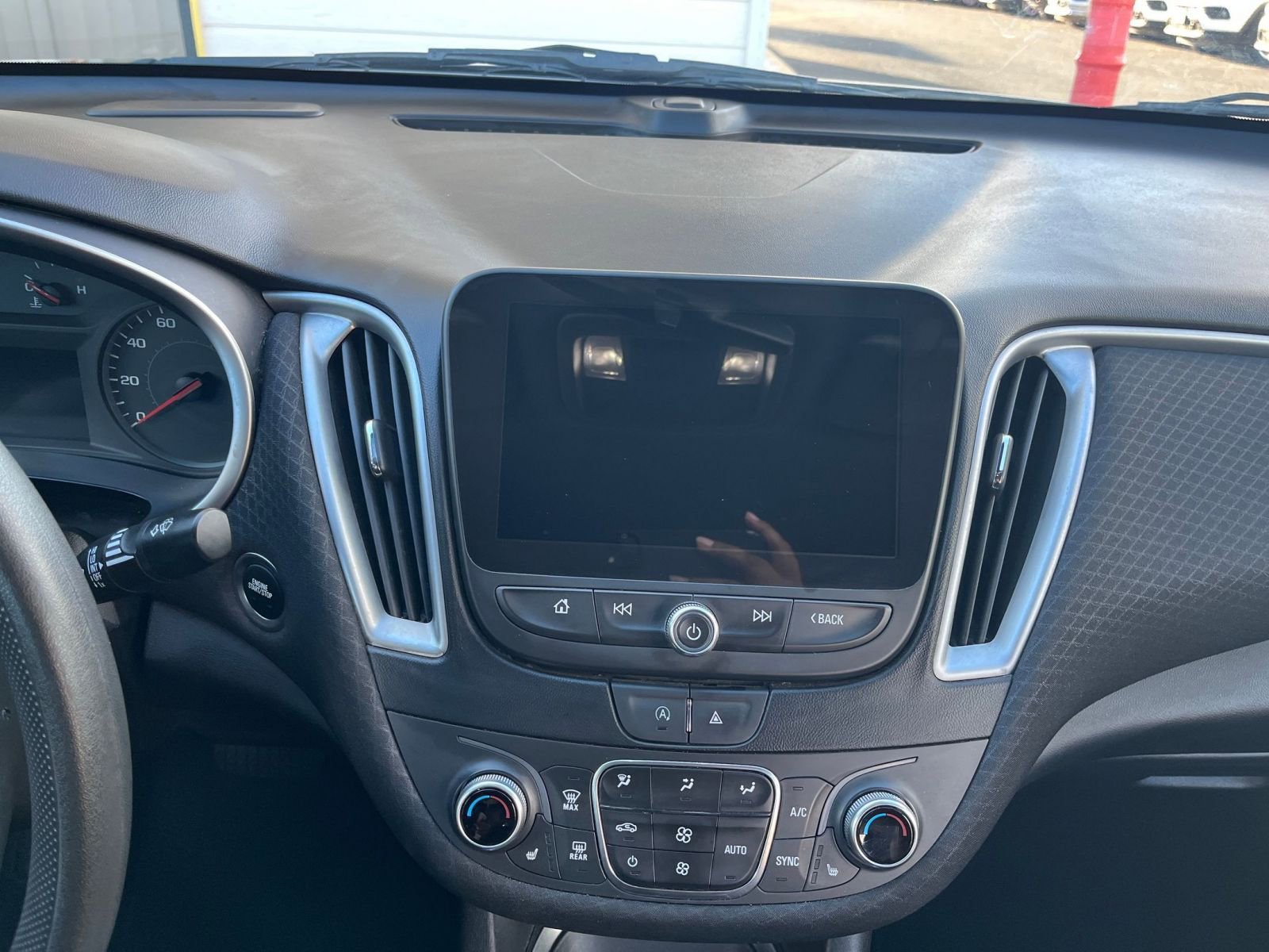 Used 2023 Chevrolet Malibu LT w/ Driver Confidence Package image 18