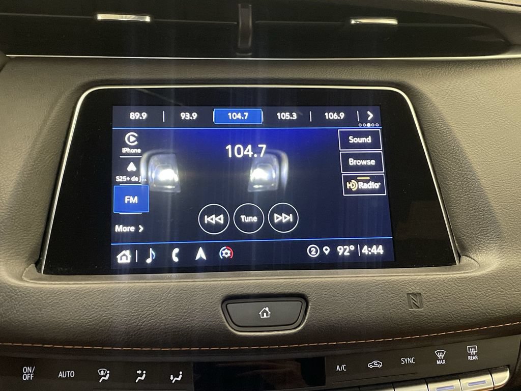 Used 2021 Cadillac XT4 Sport w/ Sun And Sound Package AWD/4WD image 7