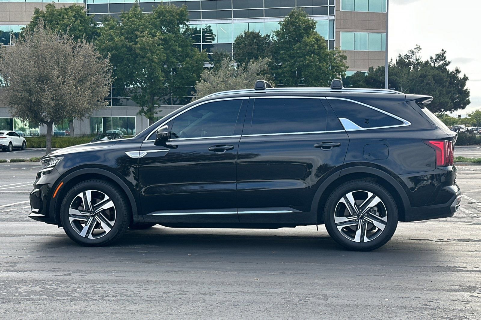 Used 2024 Kia Sorento EX w/ Panoramic Sunroof Package AWD/4WD image 7