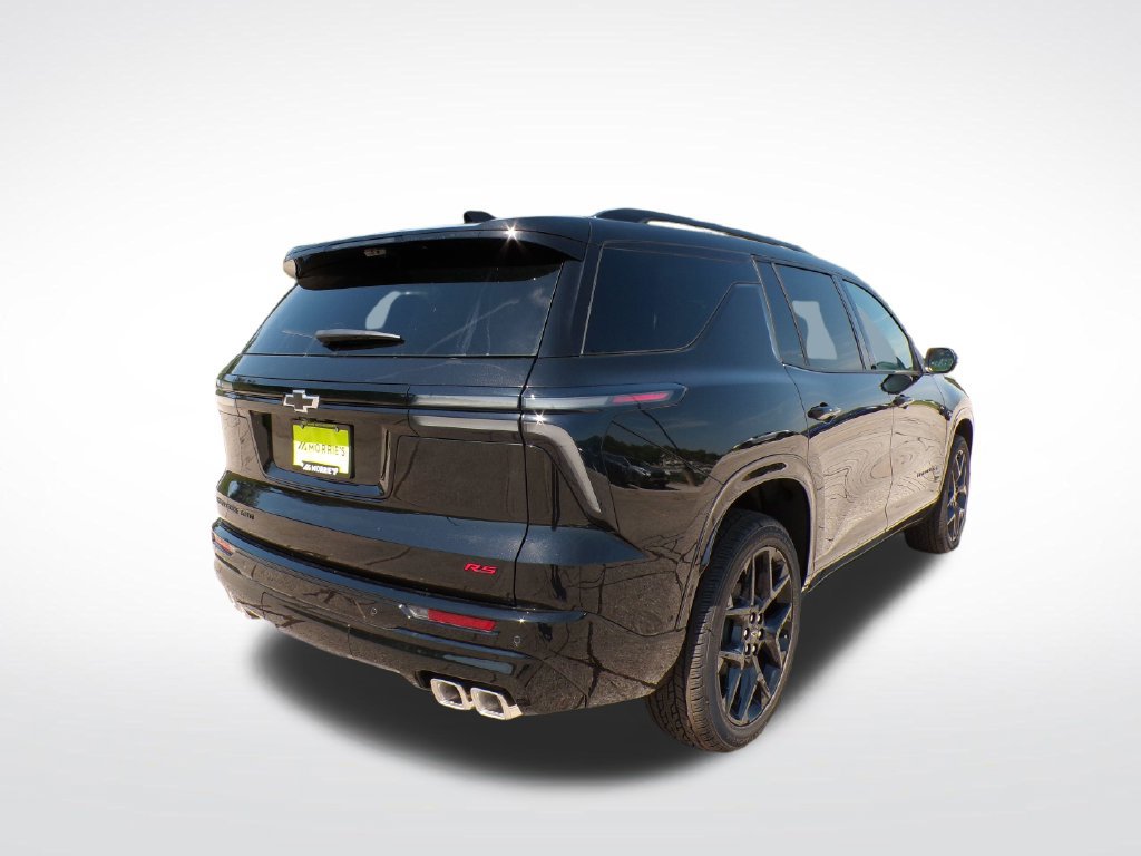 New 2026 Chevrolet Traverse RS w/ LPO, Floor Liner Package AWD/4WD image 5