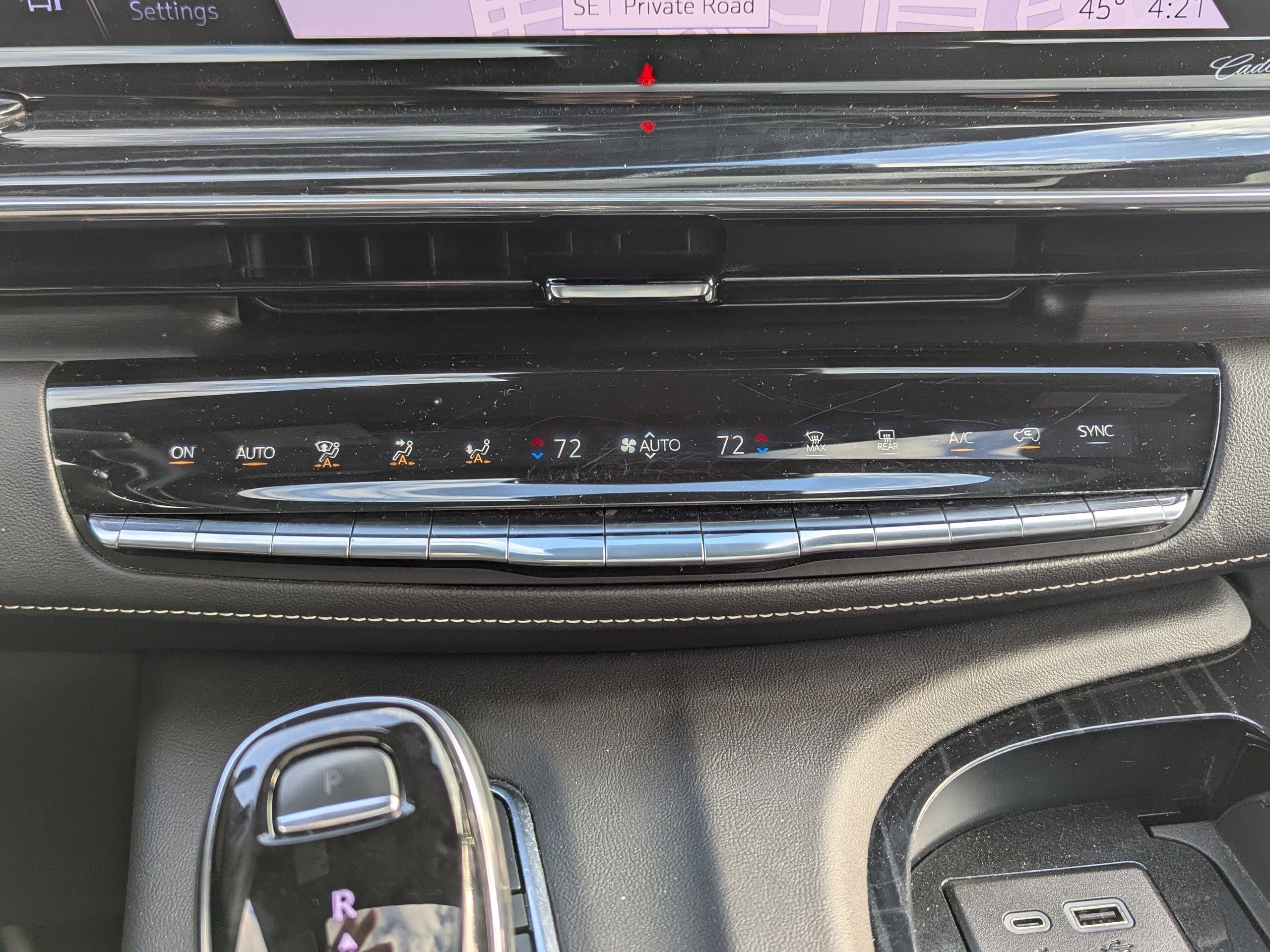 Used 2024 Cadillac Escalade Sport w/ LPO, ONYX Package image 25