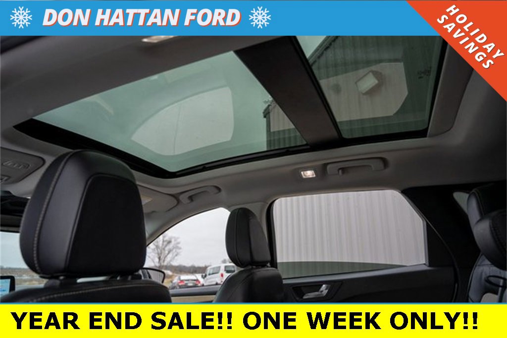 Used 2021 Ford Escape Titanium w/ Titanium Elite Package image 26