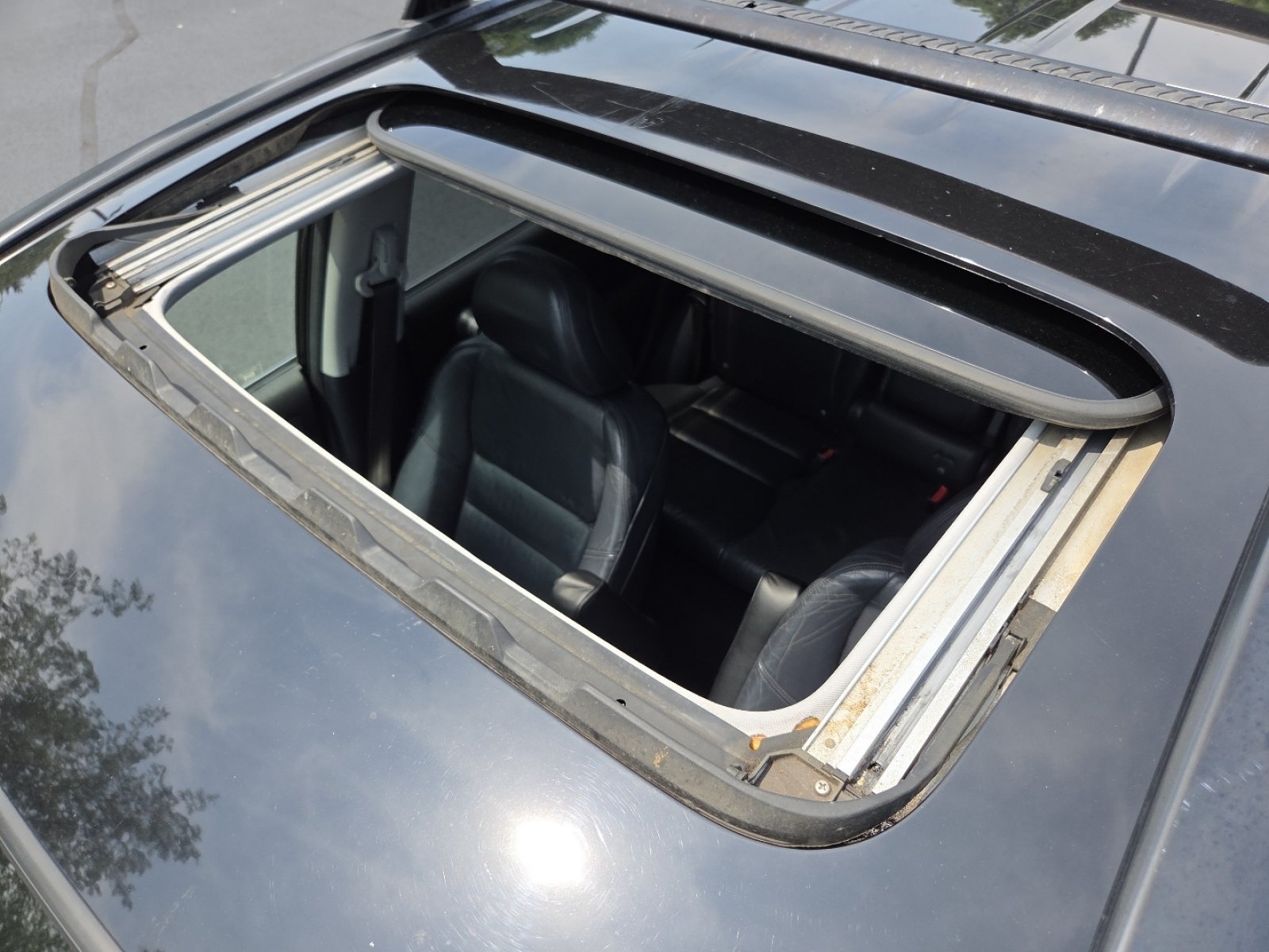 Used 2008 Honda CR-V EX-L image 3