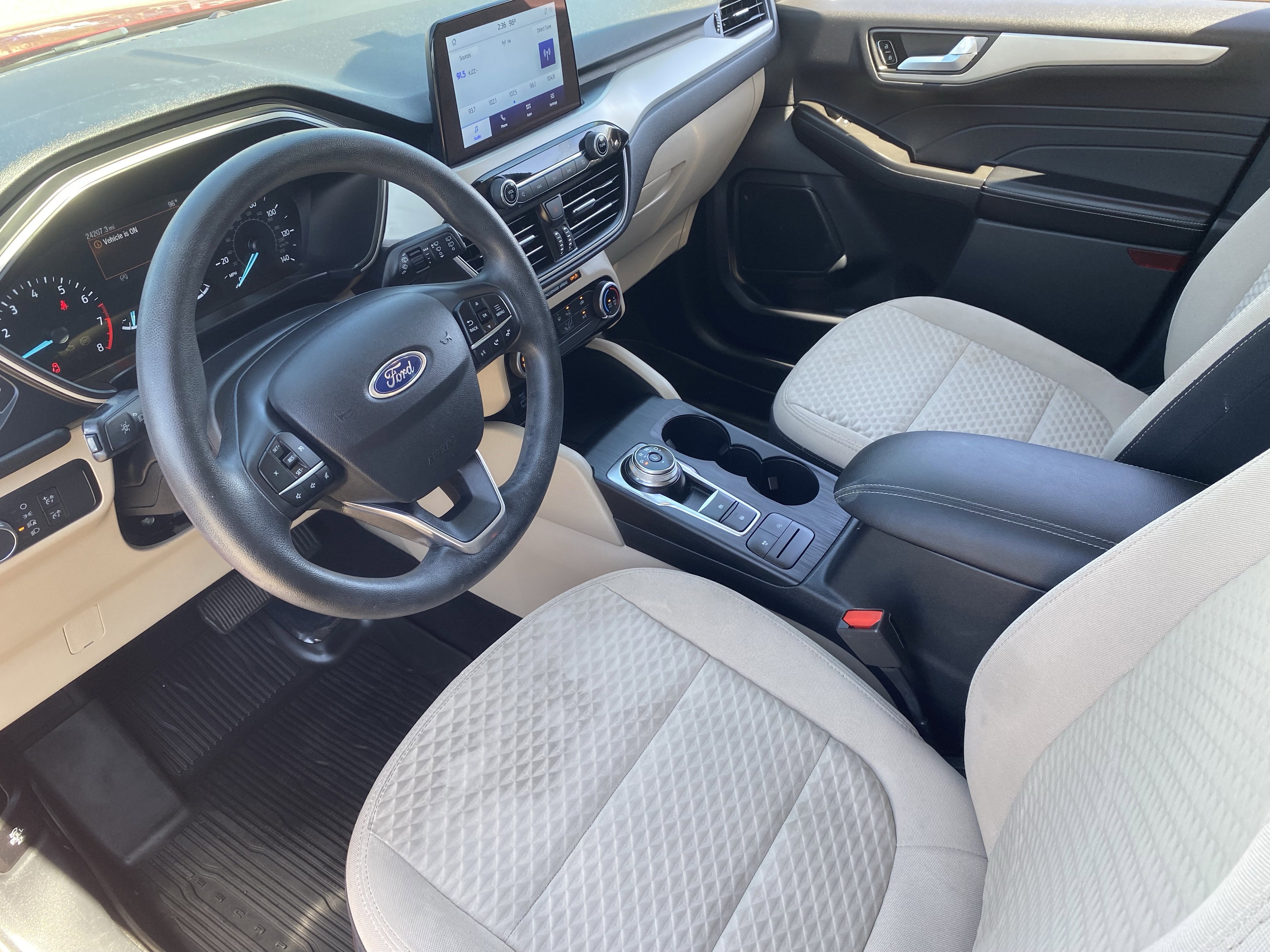 Used 2021 Ford Escape SE FWD image 16