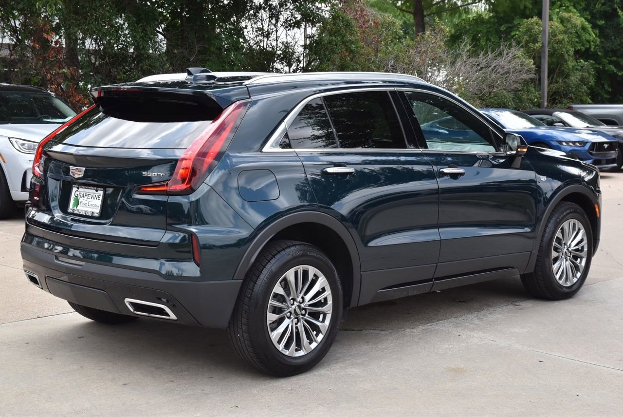 Used 2025 Cadillac XT4 Premium Luxury AWD/4WD image 7