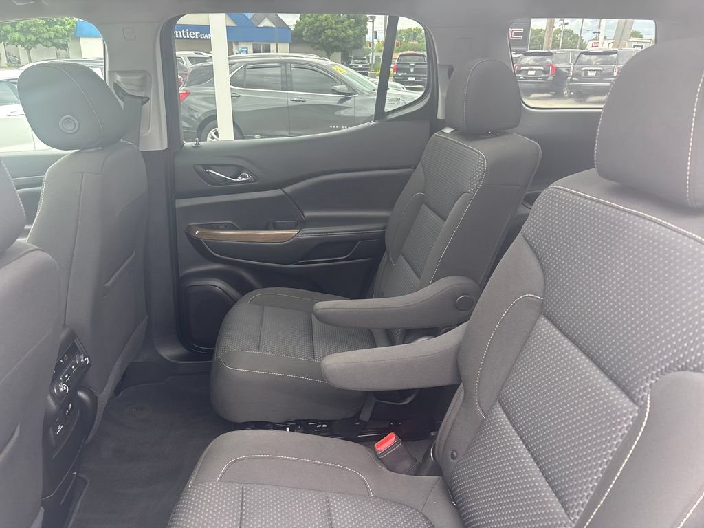 Used 2023 GMC Acadia SLE w/ Driver Convenience Package FWD image 31