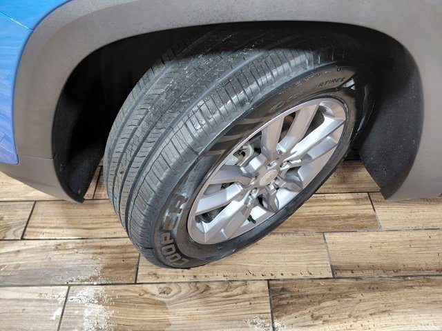 Certified 2024 GMC Terrain SLT image 21