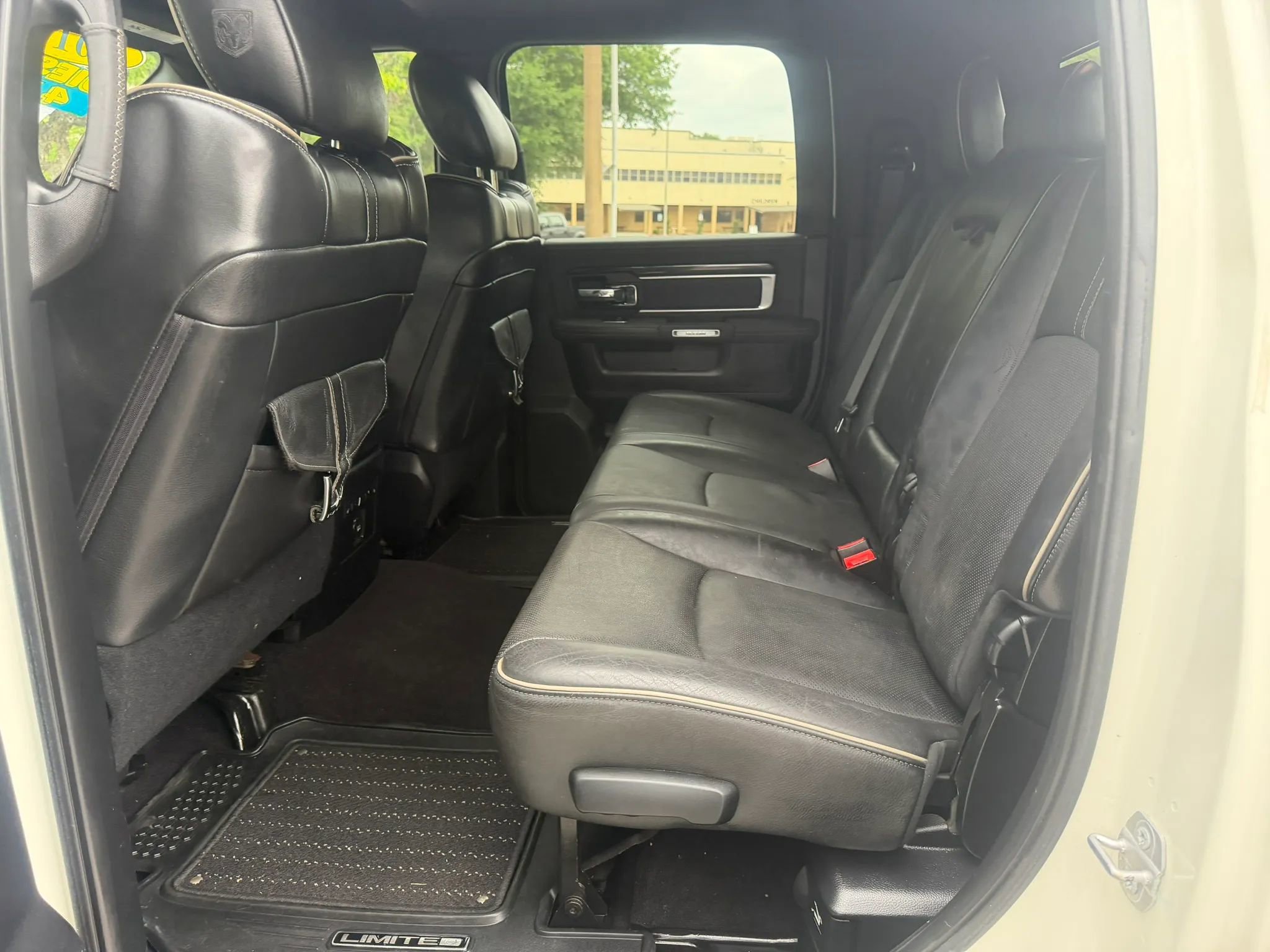 Used 2016 RAM 2500 Limited AWD/4WD image 10