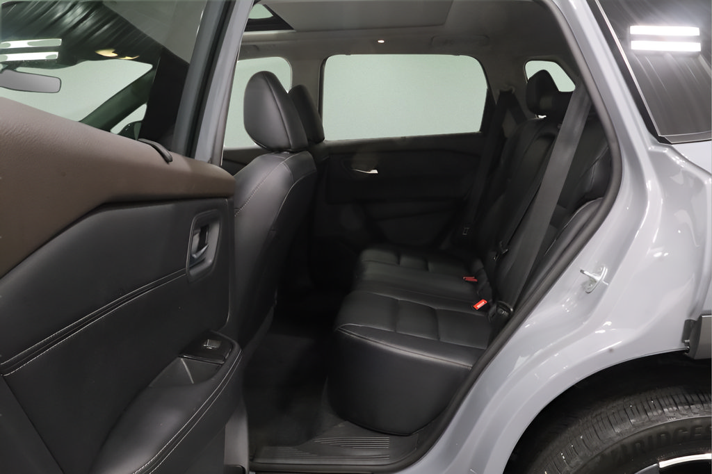 Used 2023 Nissan Rogue SL w/ SL Premium Package AWD/4WD image 13
