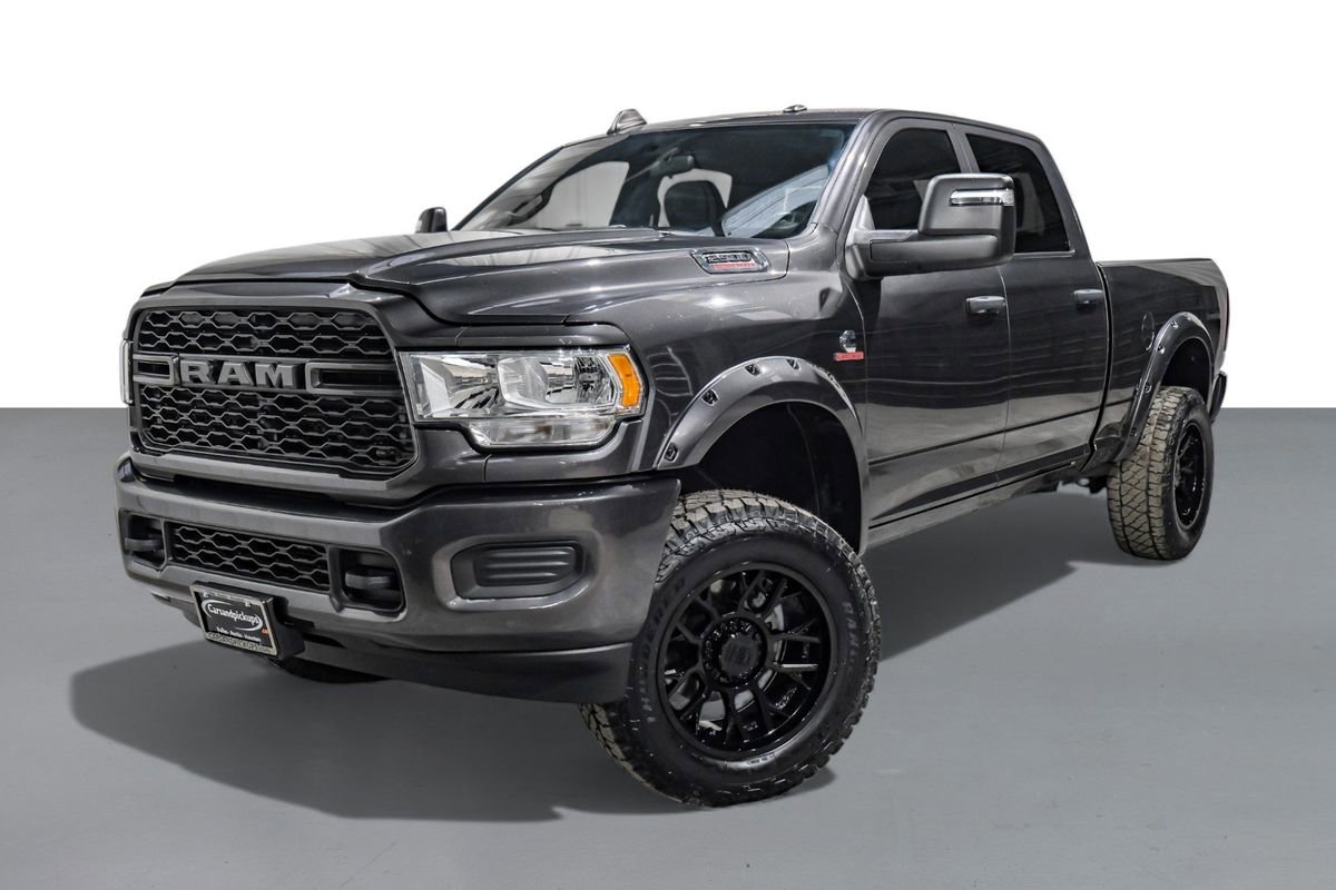 Used 2024 RAM 2500 Tradesman w/ Chrome Appearance Group image 5