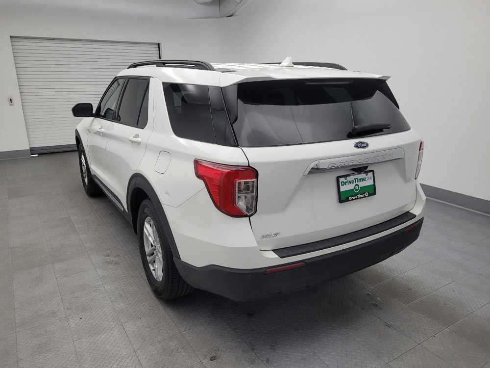 Used 2021 Ford Explorer XLT image 5