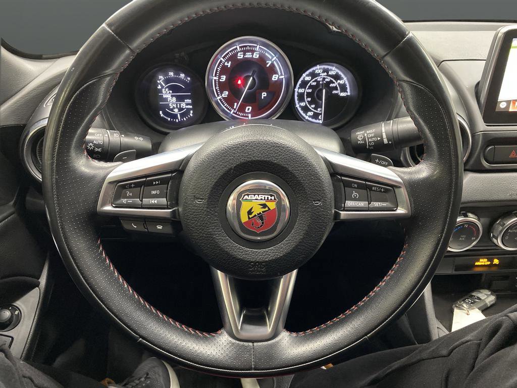 Used 2020 FIAT 124 Spider Abarth w/ Convenience Group RWD image 20