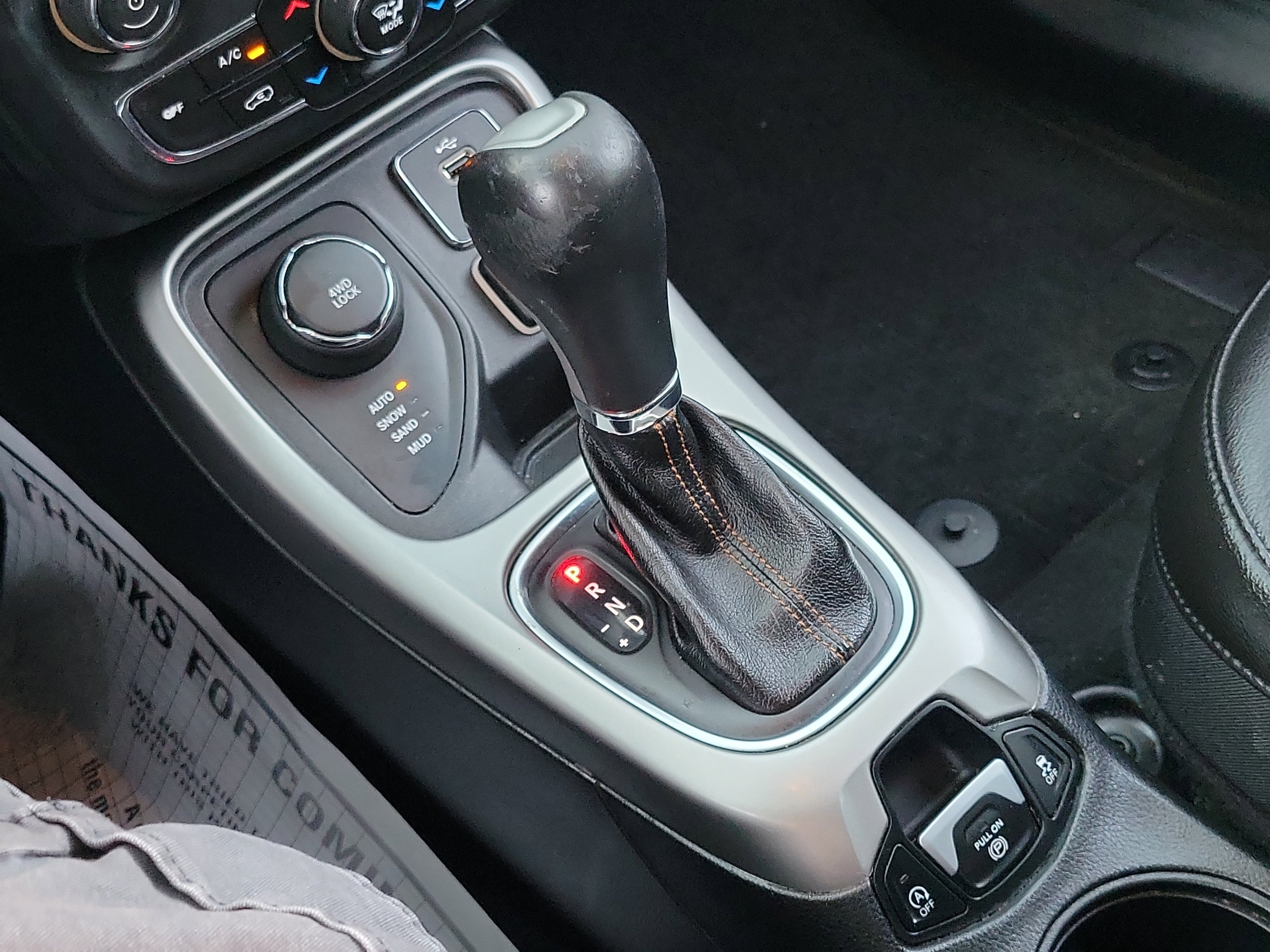 Used 2018 Jeep Compass Latitude w/ Popular Equipment Group image 12