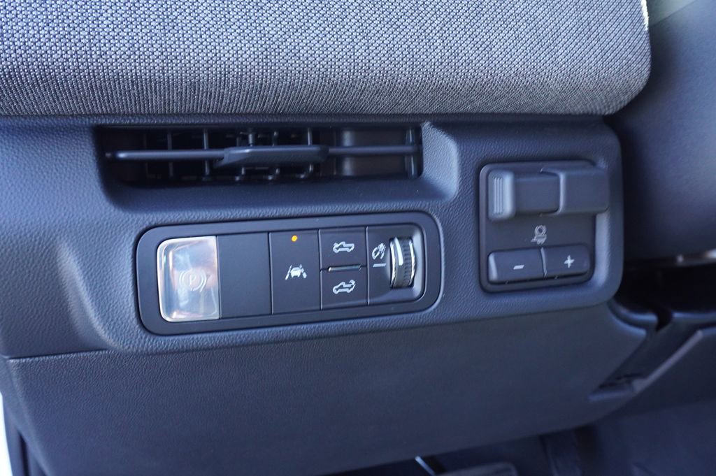 New 2026 GMC Sierra EV Elevation image 17